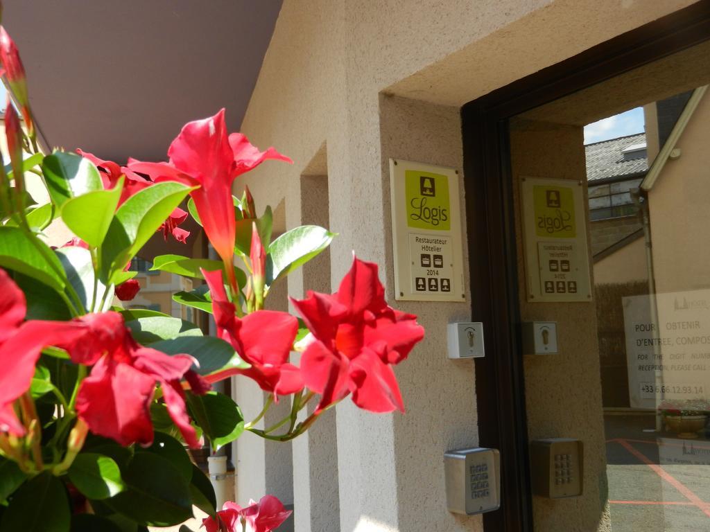 L'Hotel De Chartres Exterior photo